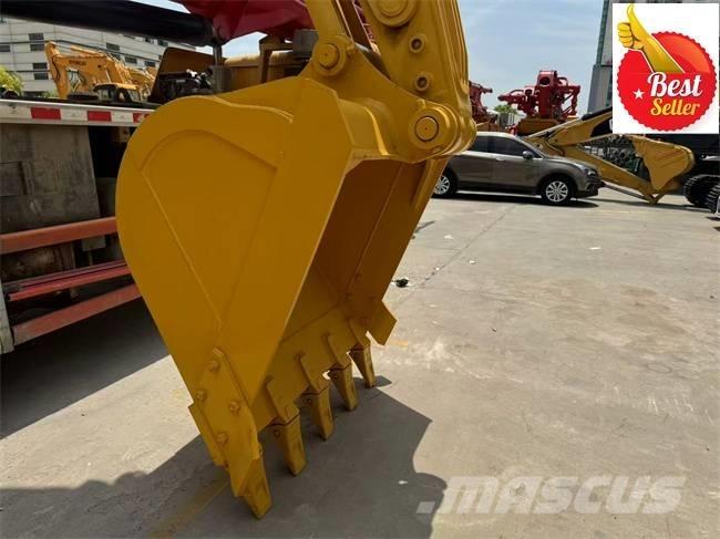 Komatsu PC 220 Bandgrävare