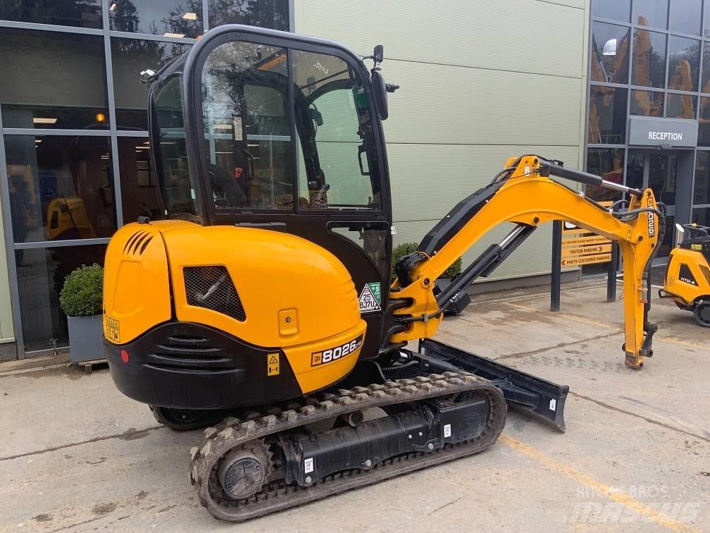 JCB 8026 CTS Minigrävare < 7t