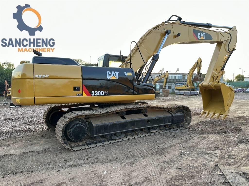 CAT 330 D L Bandgrävare