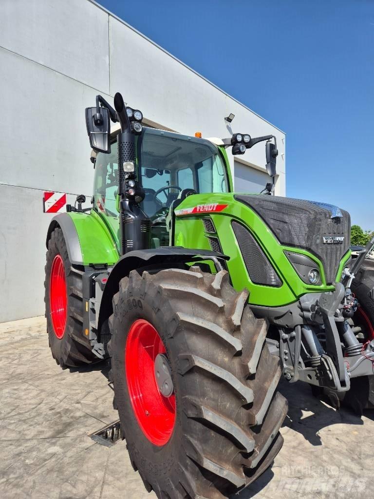 Fendt 718 Vario Traktorer