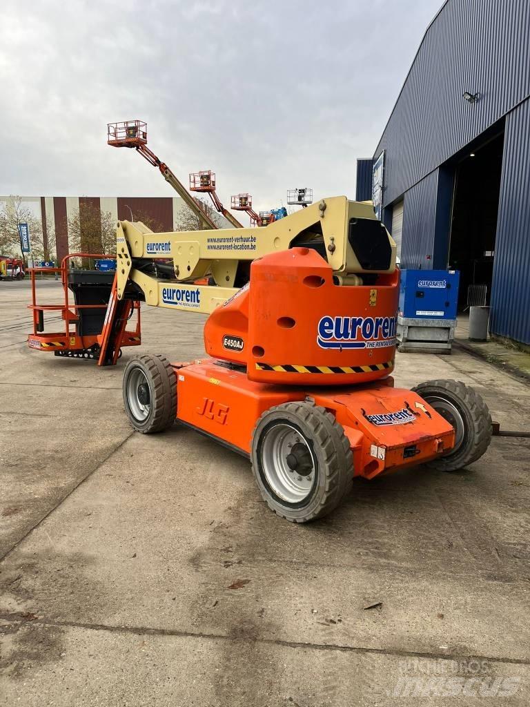 JLG E 450 AJ Bomliftar