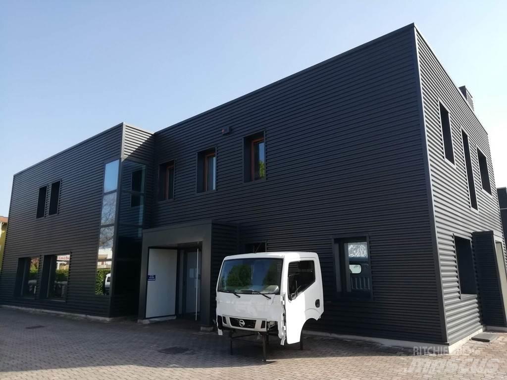 Nissan NT400 Hytter och interiör