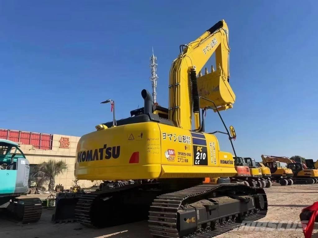 Komatsu 210LC-8 Bandgrävare