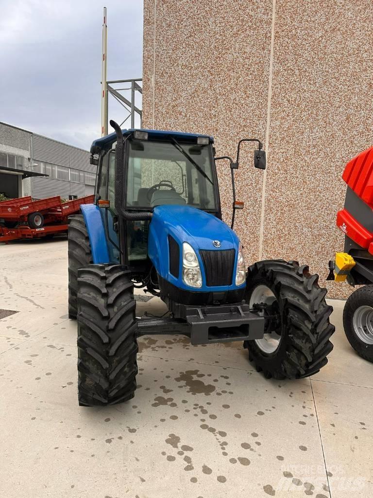 New Holland TL 100 Traktorer