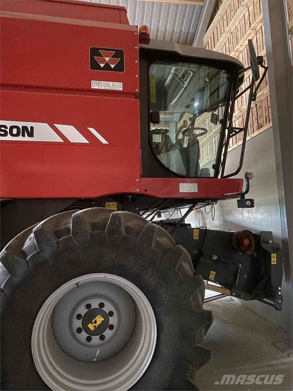 Massey Ferguson 7244 Skördetröskor