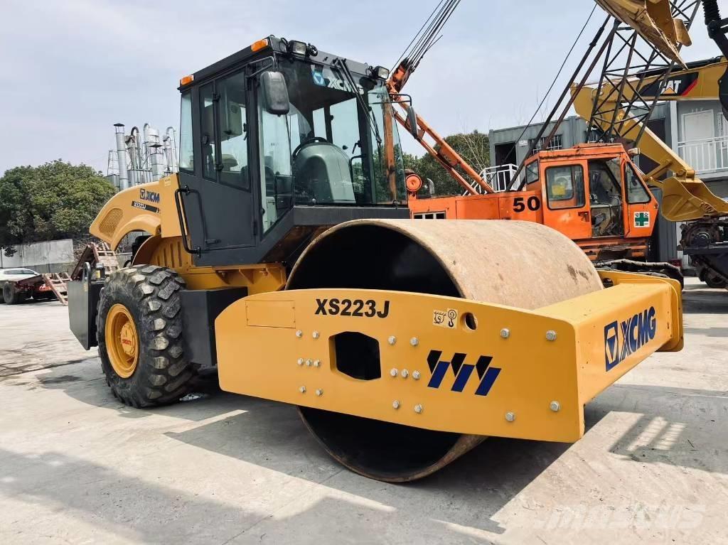 XCMG XS 223 J Envalsvältar