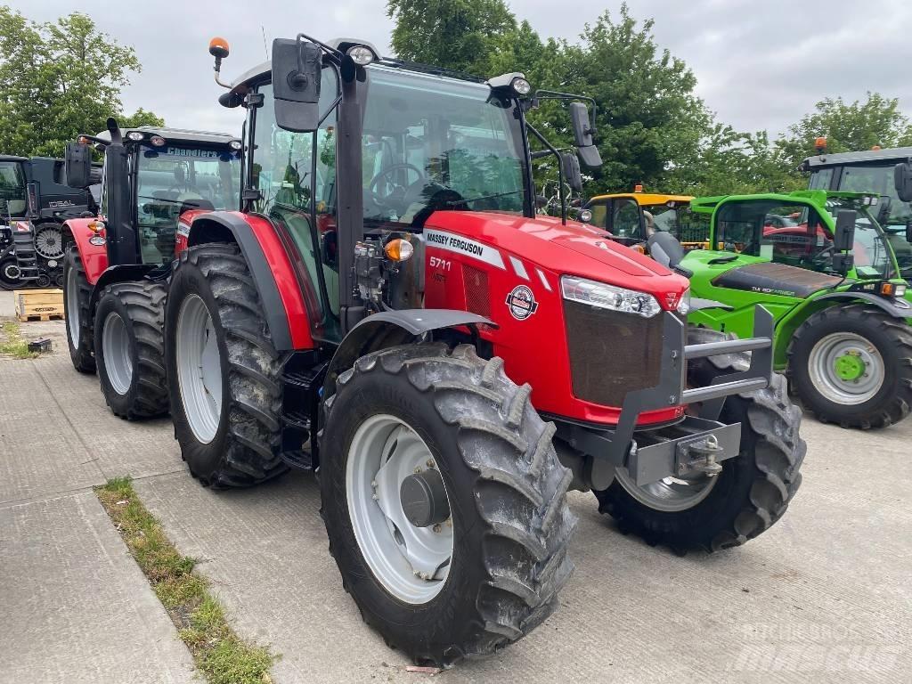 Massey Ferguson 5711 Traktorer