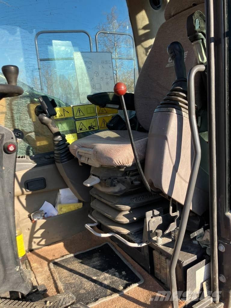 CASE WX 148 Hjulgrävare