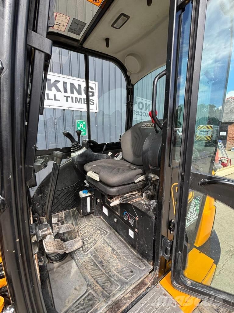 JCB 8026 CTS Minigrävare < 7t