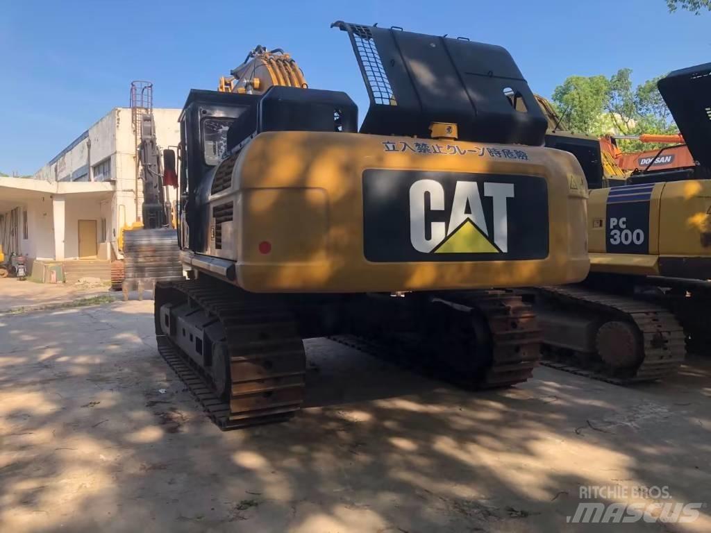 CAT 336 D Bandgrävare