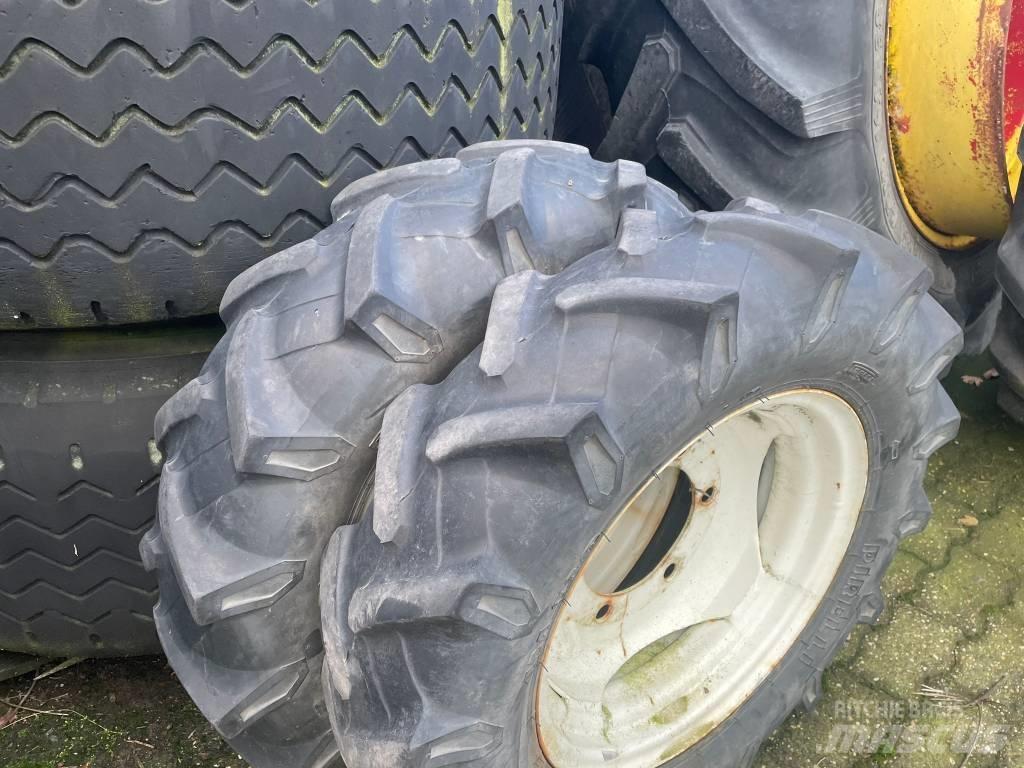 Pirelli 6.5 -16 + velg Däck, hjul och fälgar