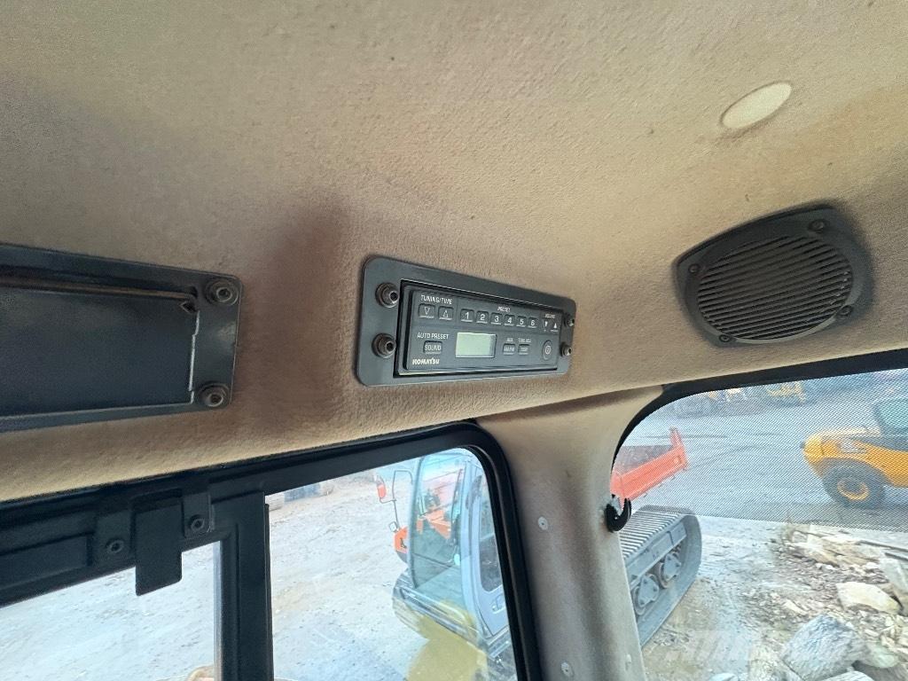 Komatsu D65PX-18 Bandschaktare