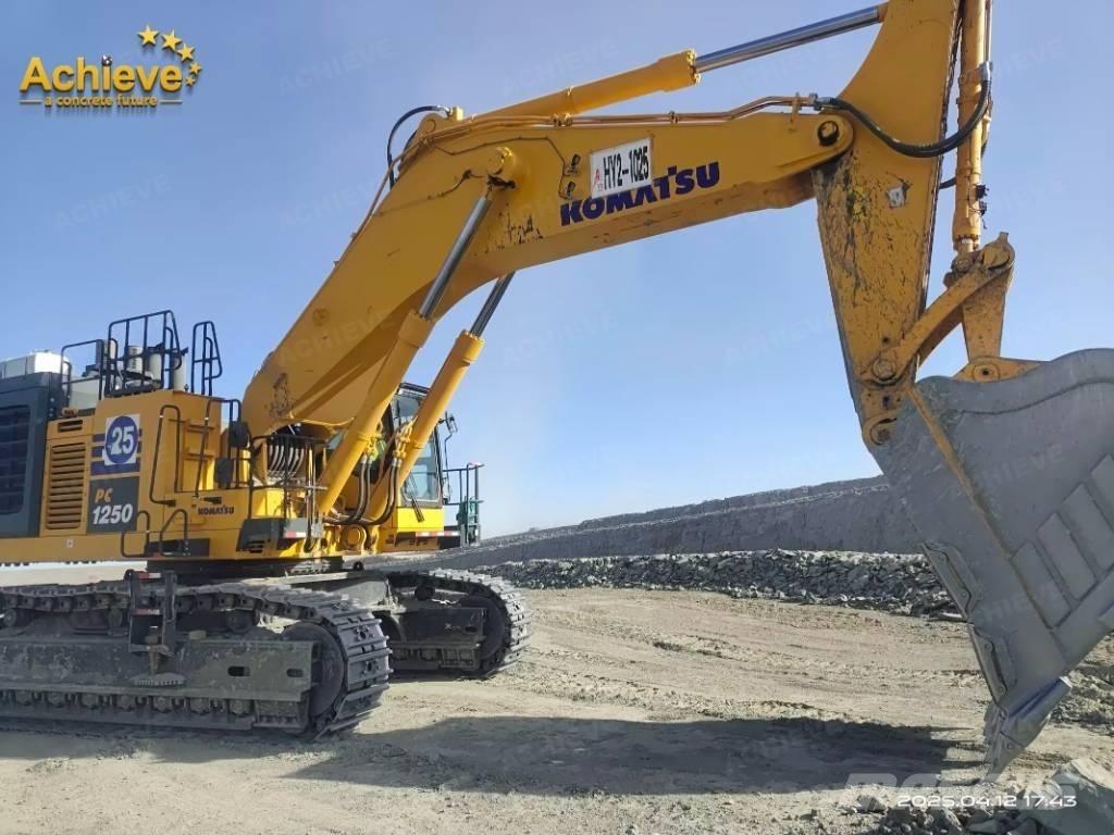 Komatsu PC 1250-11 Bandgrävare
