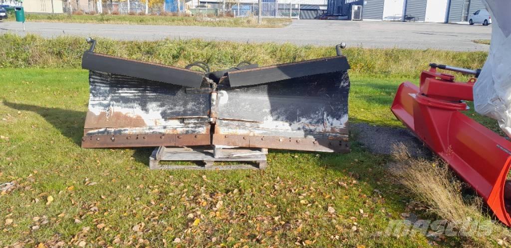 Pome 320 Snöblad och plogar