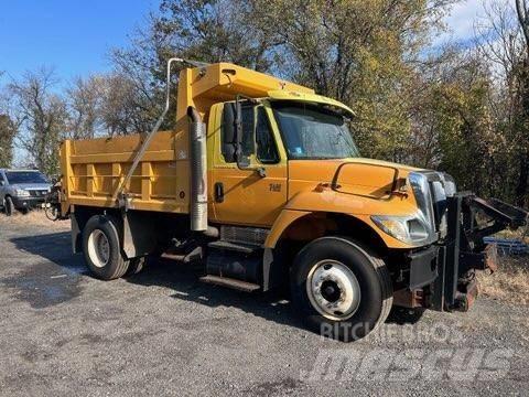 International 7400 Tippbilar
