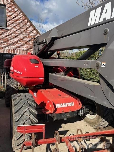 Manitou 200 ATJ Bomliftar