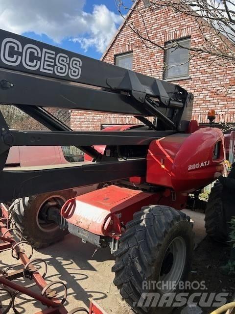 Manitou 200 ATJ Bomliftar