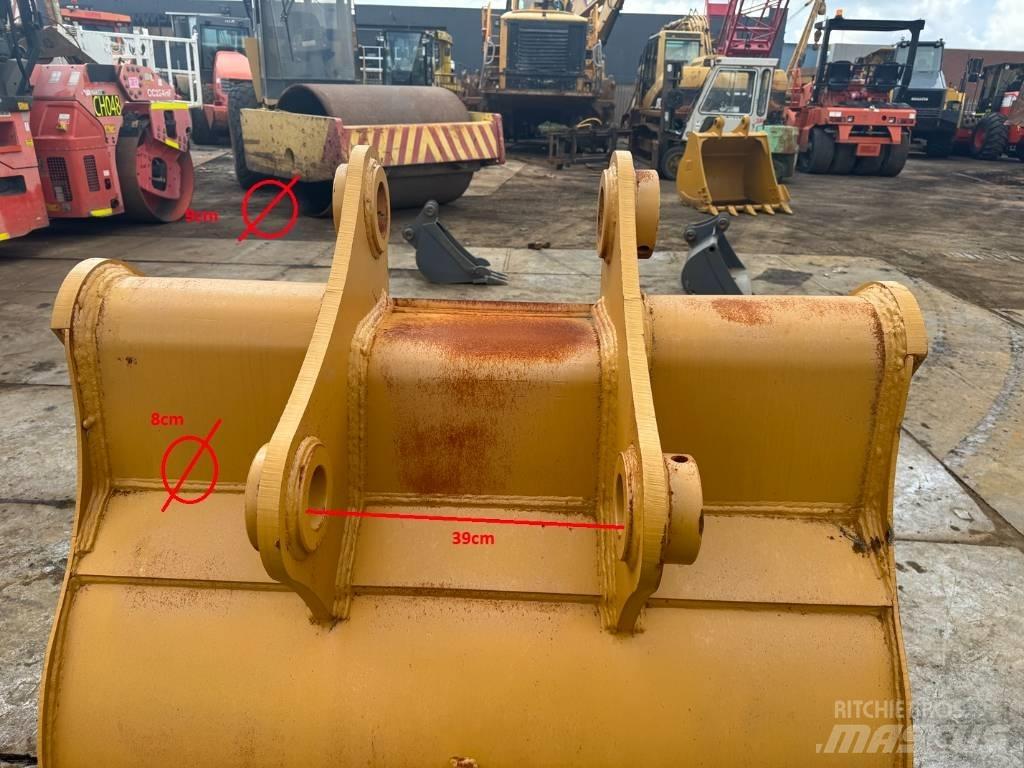 CAT 330 bucket Skopor