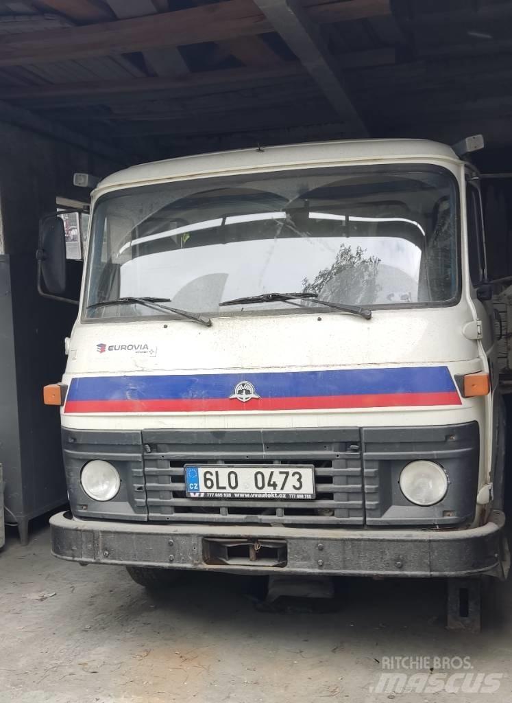 Avia 30N Flakbilar