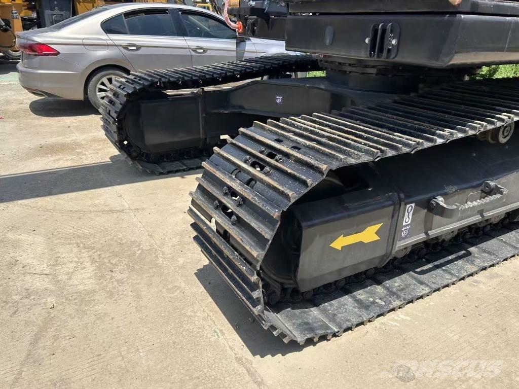 Volvo EC 220 Bandgrävare