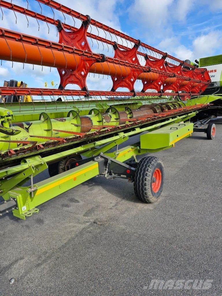 CLAAS Lexion 670 Skördetröskor