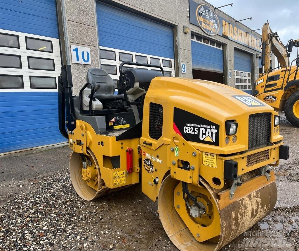 CAT CB 2.5 Tvåvalsvältar