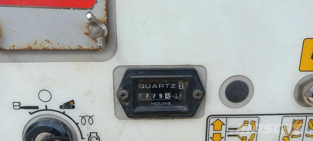 Aichi SR 12 B Teleskop bomliftar