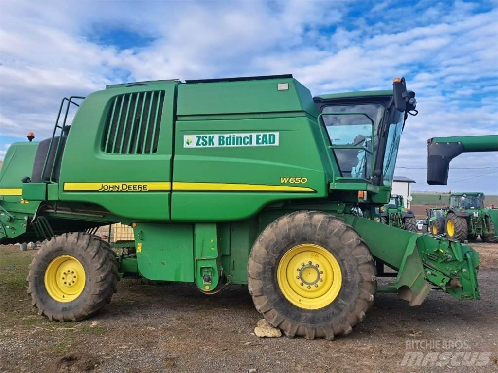 John Deere W650 Skördetröskor