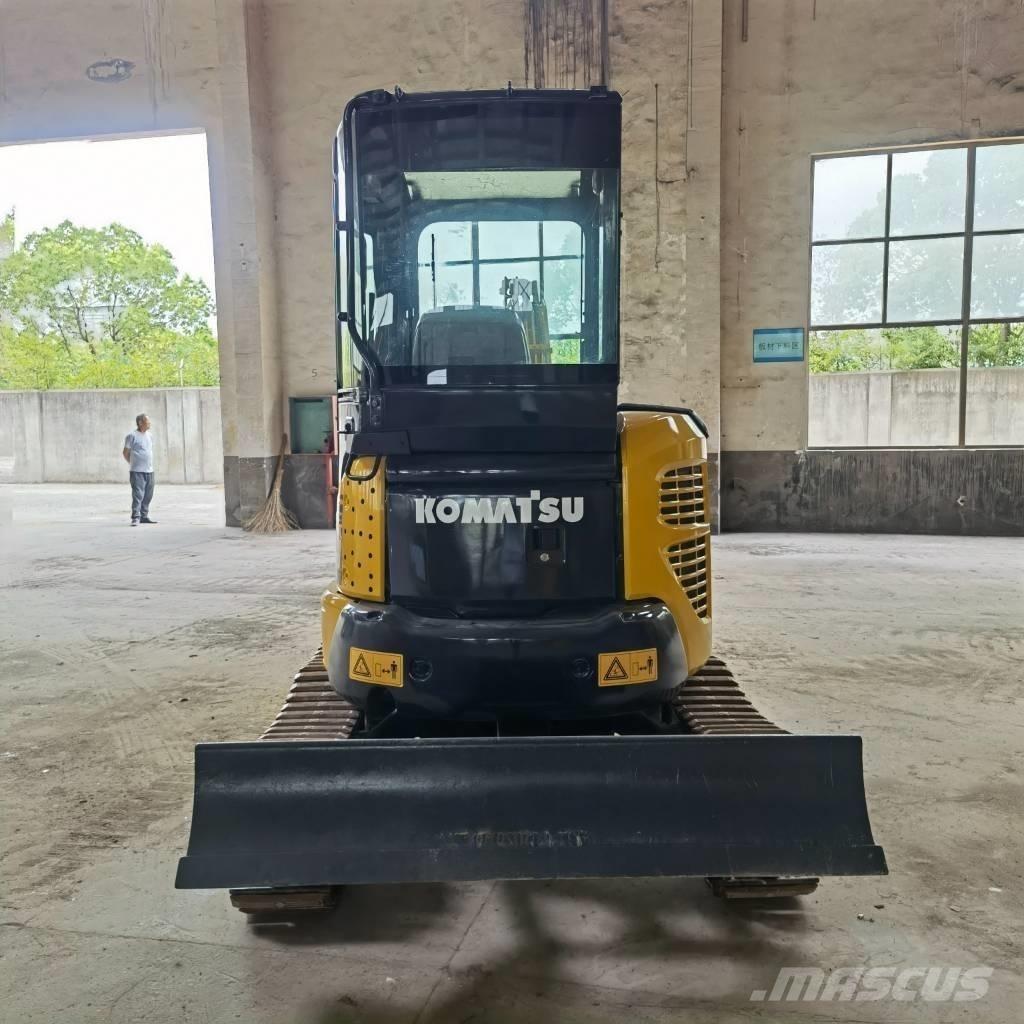 Komatsu PC30 Bandgrävare