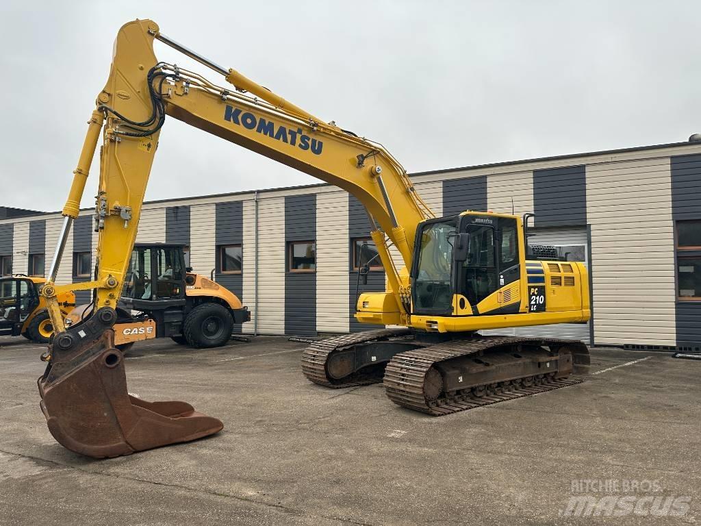 Komatsu PC210LC-11 Bandgrävare