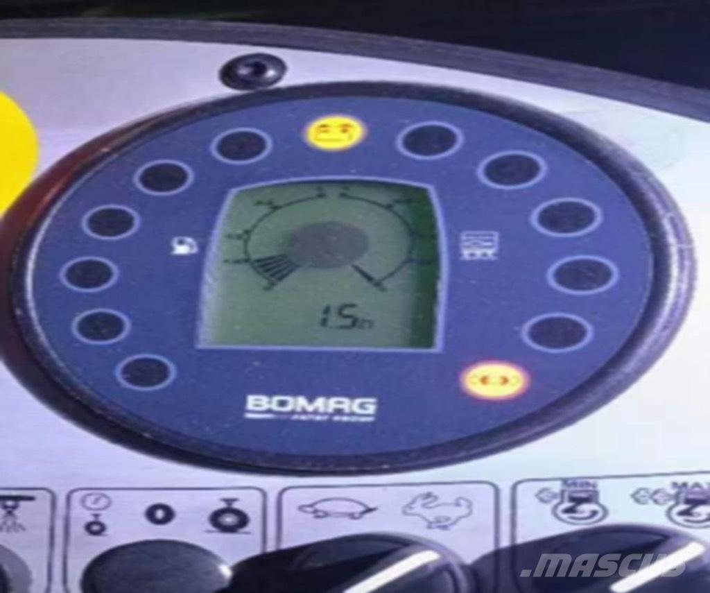 Bomag BW 161 AD-4 Tvåvalsvältar