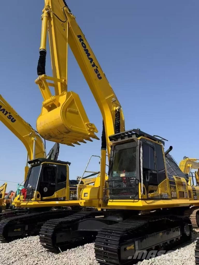 Komatsu 200-8 Bandgrävare