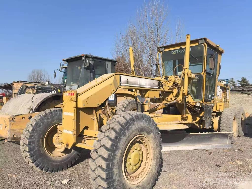 CAT 140 H Väghyvlar
