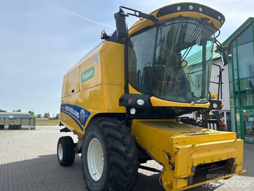 New Holland TC 5070 Skördetröskor