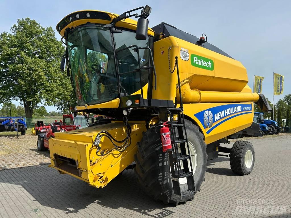 New Holland TC 5070 Skördetröskor