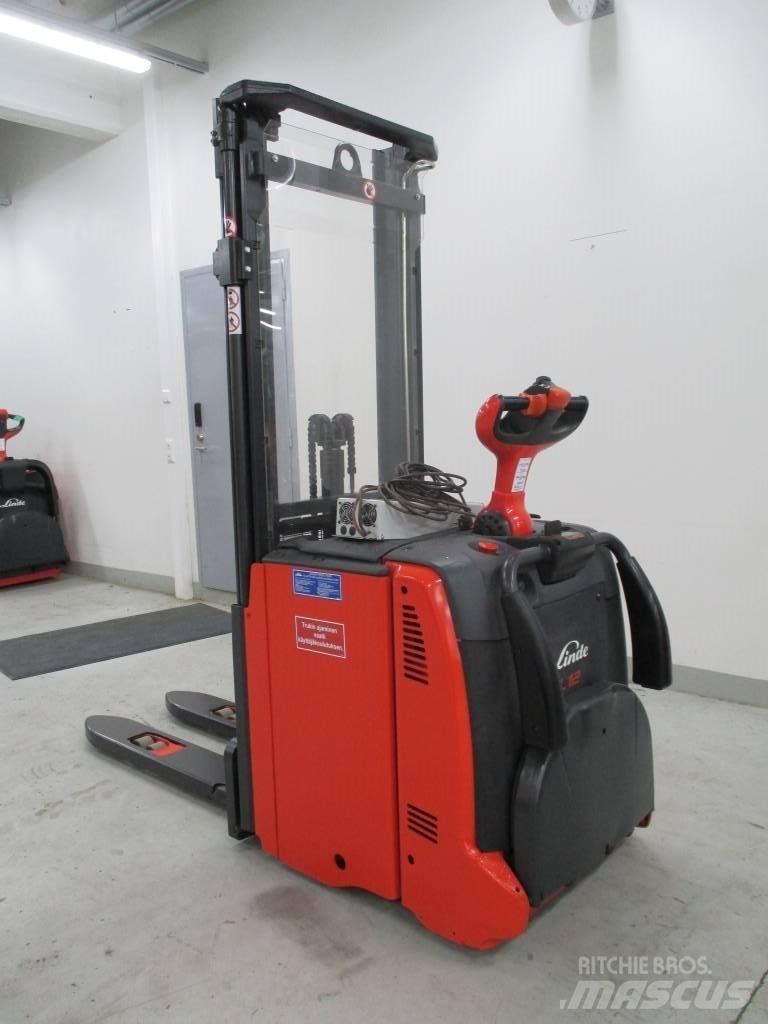 Linde L 12 AP Staplare
