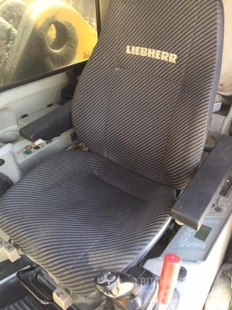 Liebherr R 974 C Bandgrävare
