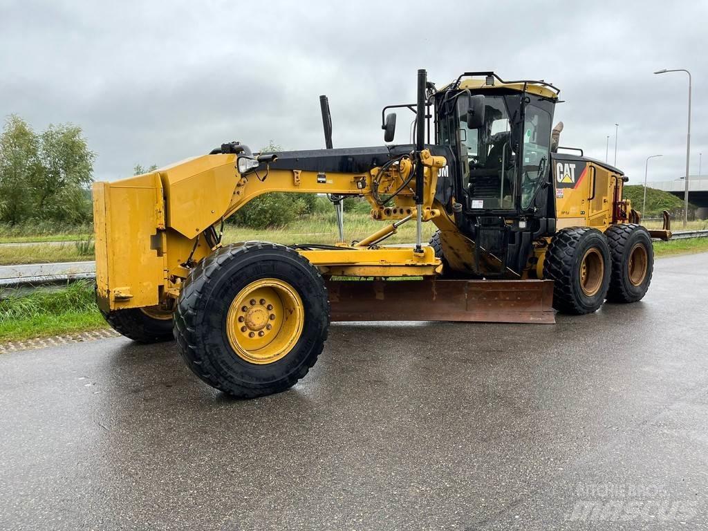 CAT 140M Väghyvlar