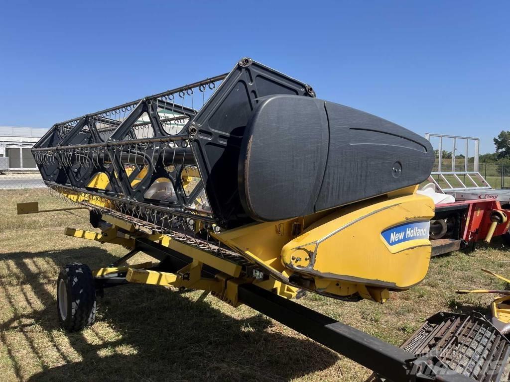 New Holland CSX 7060 Skördetröskor