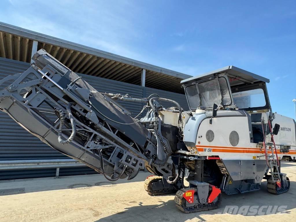 Wirtgen W 150 Asfaltskallfräsmaskiner