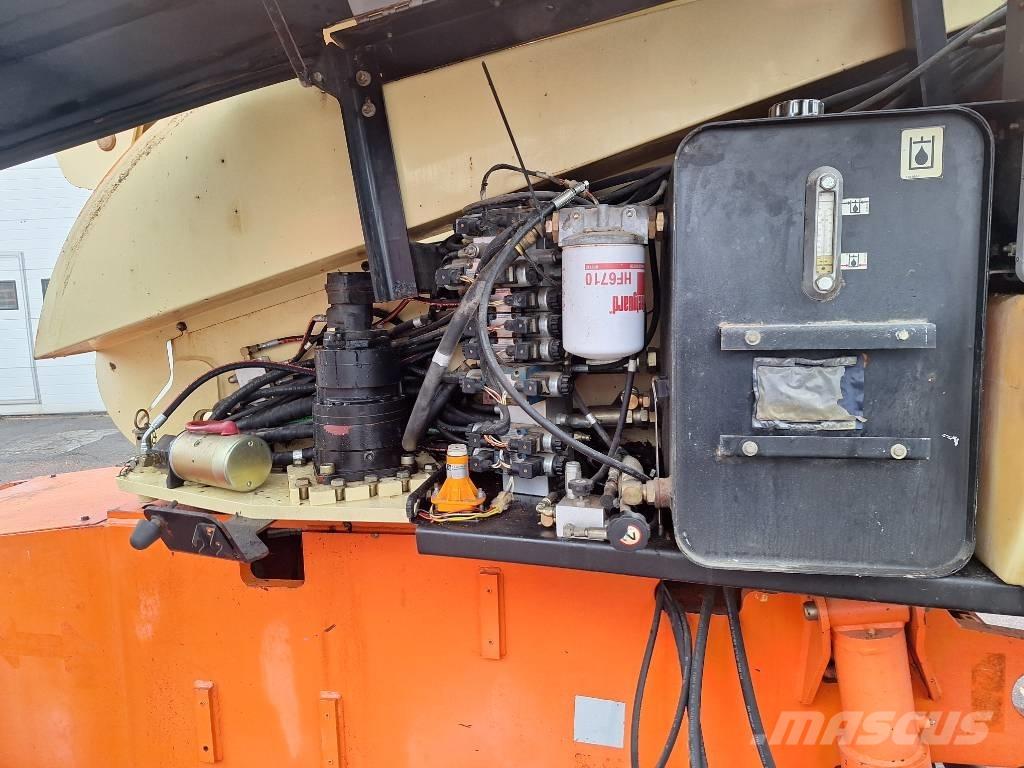 JLG 660 SJ 4x4x4 Bomliftar