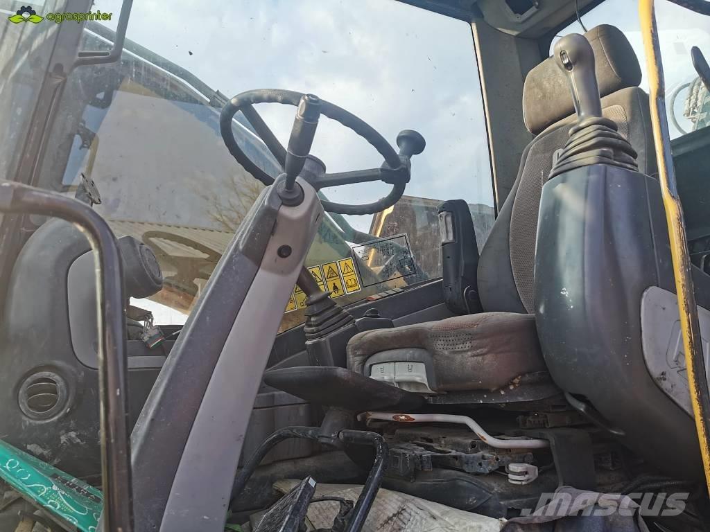 CAT M 318 D Avfalls / industri hantering