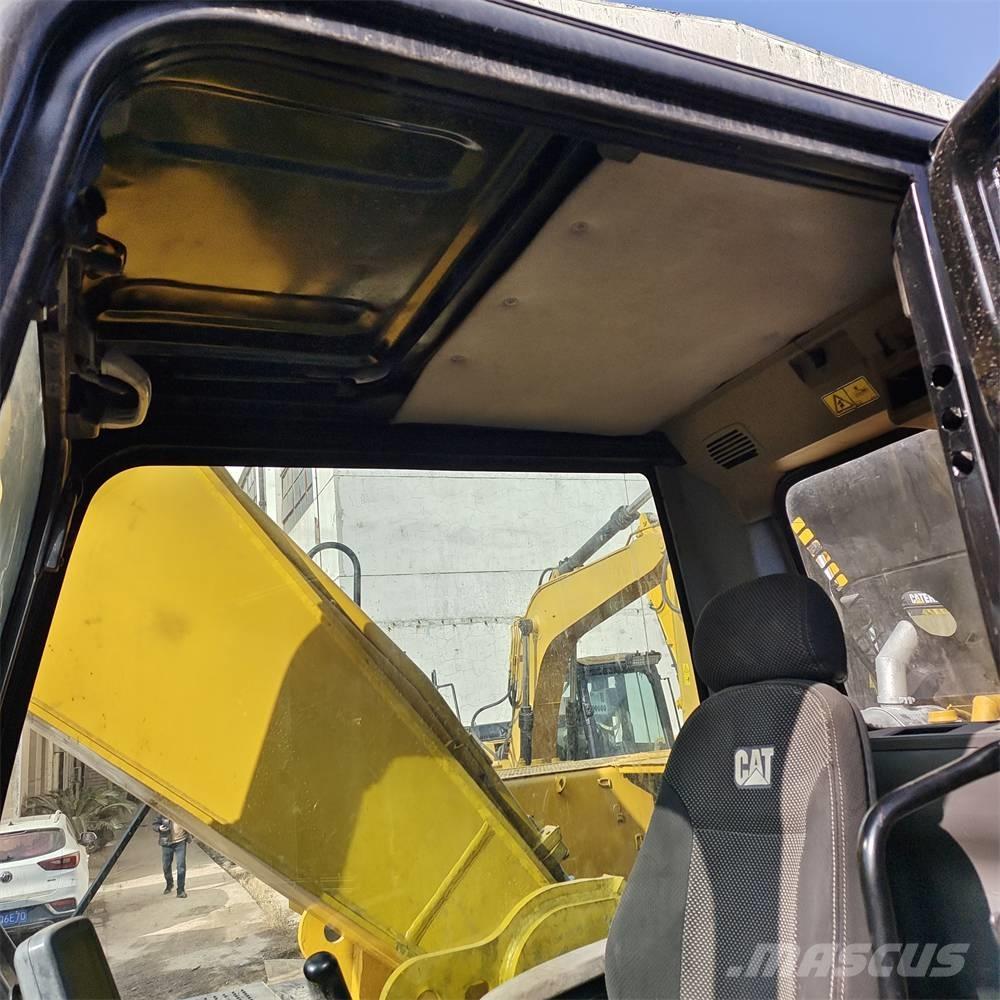 CAT 329 D Bandgrävare