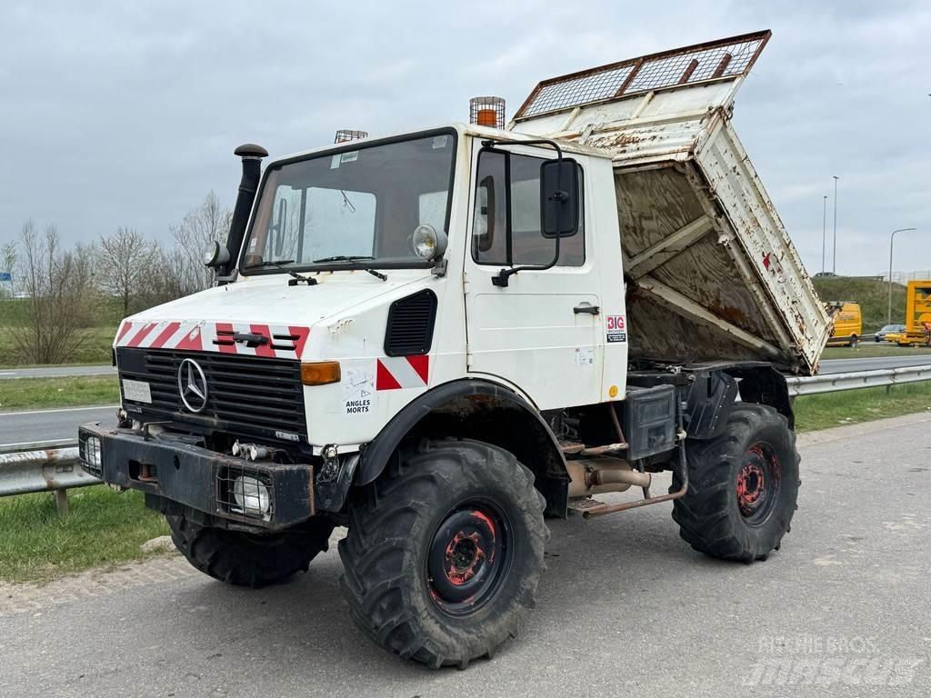 Mercedes-Benz 424 Tippbilar
