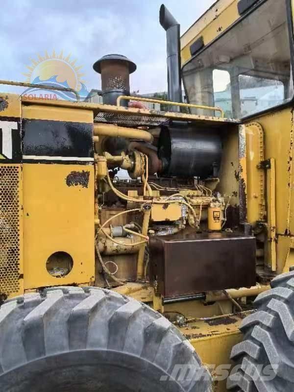 CAT 140 H Väghyvlar