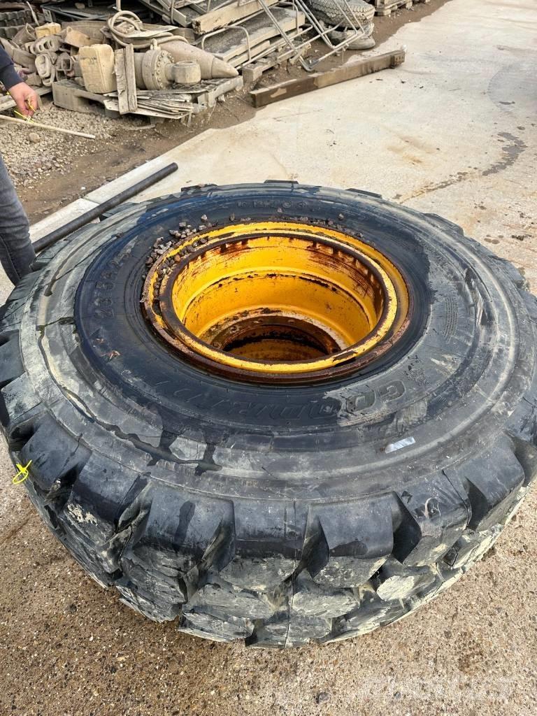 Goodride 23.5R25 Däck, hjul och fälgar
