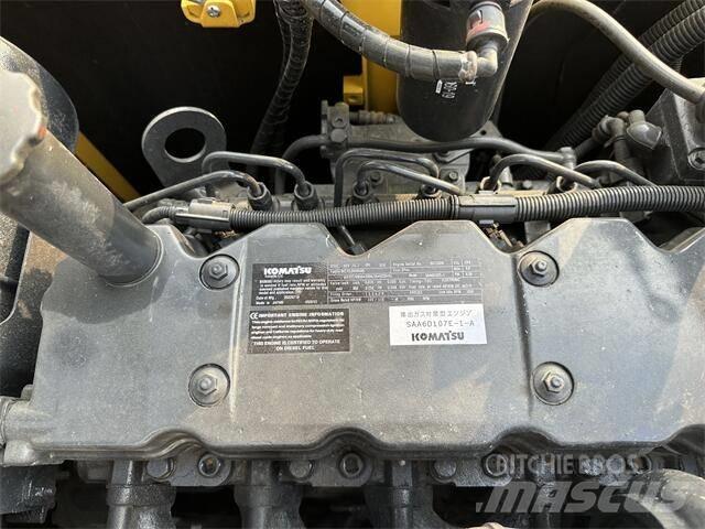 Komatsu PC210-8 Bandgrävare