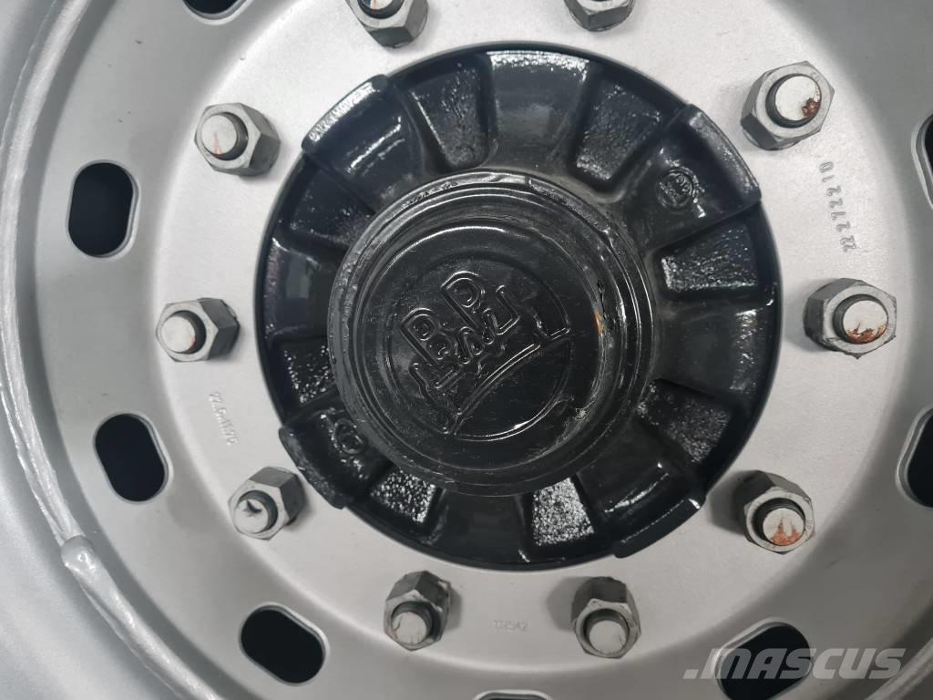 Zaslaw D 737-10 Kombivagnar