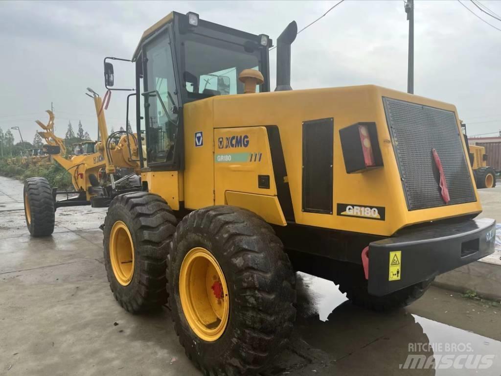 XCMG GR 180 Väghyvlar