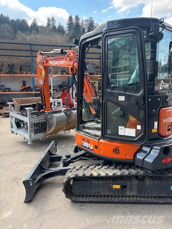 Hitachi ZX38U P-Line Minigrävare < 7t